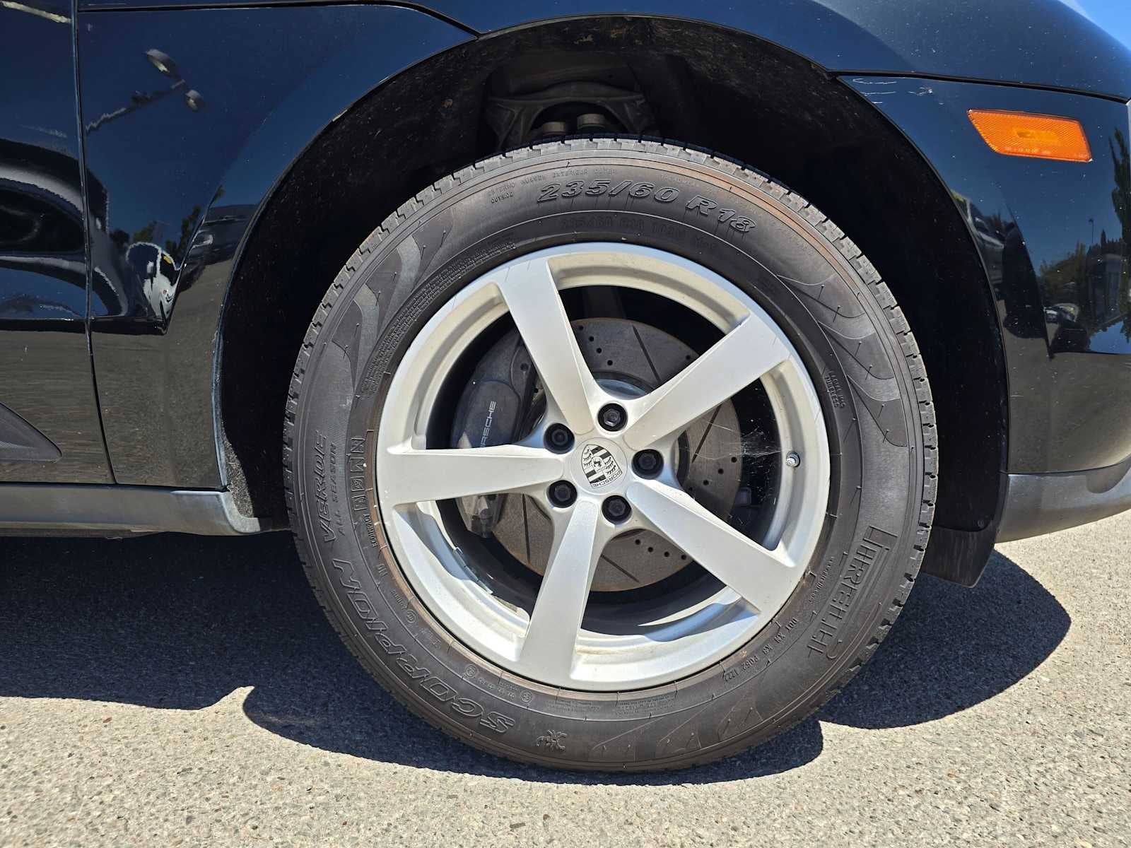 2020 Porsche Macan AWD