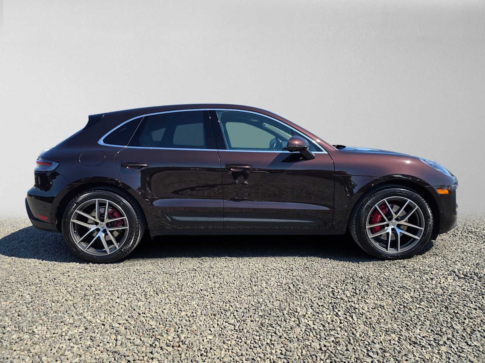 2022 Porsche Macan S