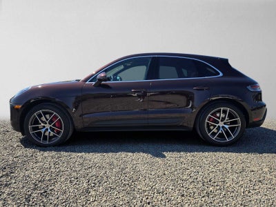 2022 Porsche Macan S