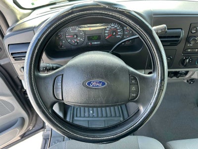 2006 Ford Super Duty F-350 SRW Lariat