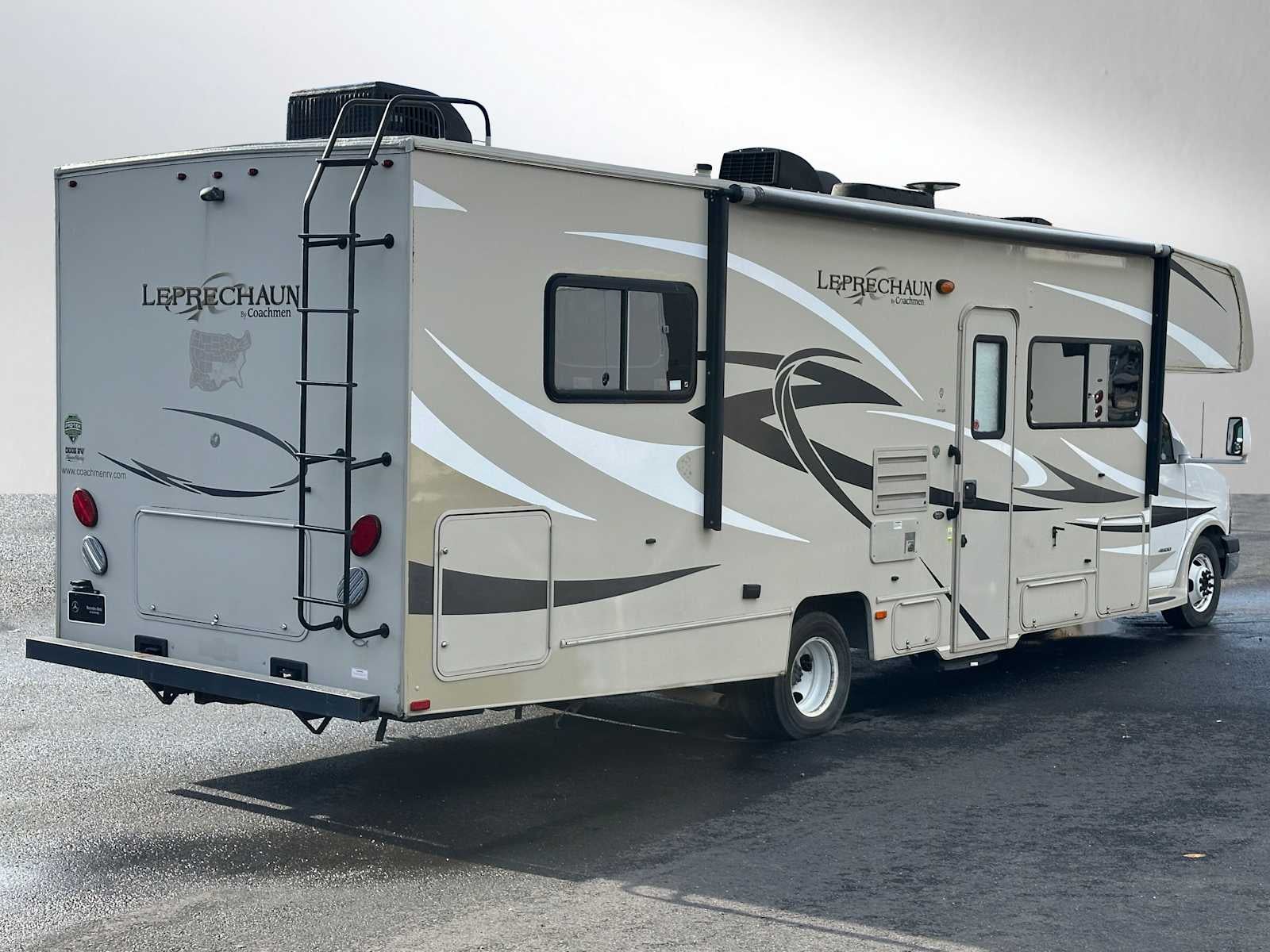 2014 Chevrolet Express 4500 Van 159"