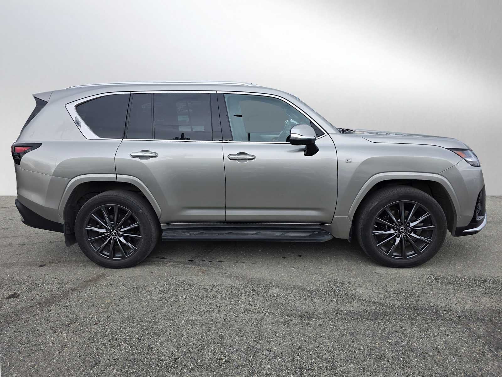 2022 Lexus LX 600 F SPORT