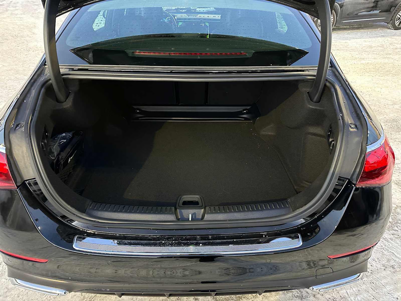 2026 Mercedes-Benz E 350 4MATIC® Sedan