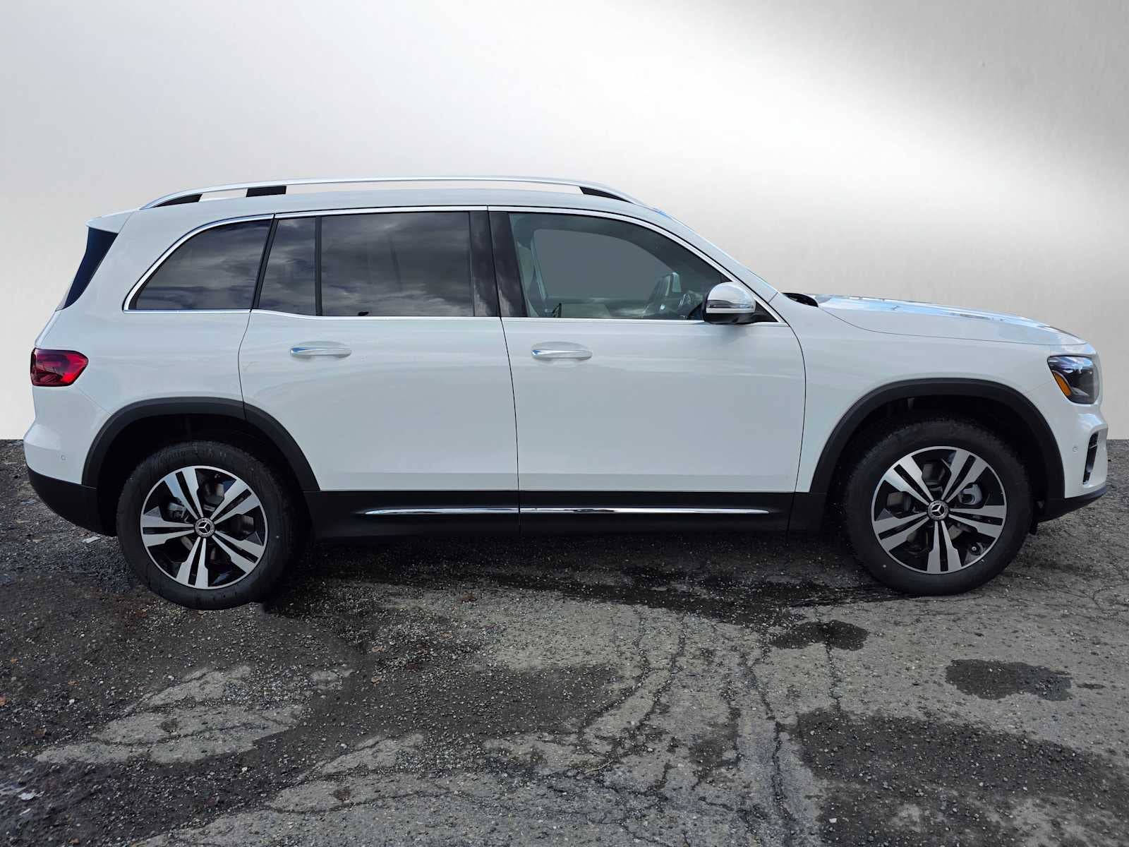 2026 Mercedes-Benz GLB 250 4MATIC® SUV