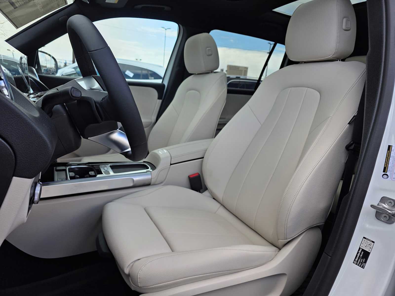 2026 Mercedes-Benz GLB 250 4MATIC® SUV