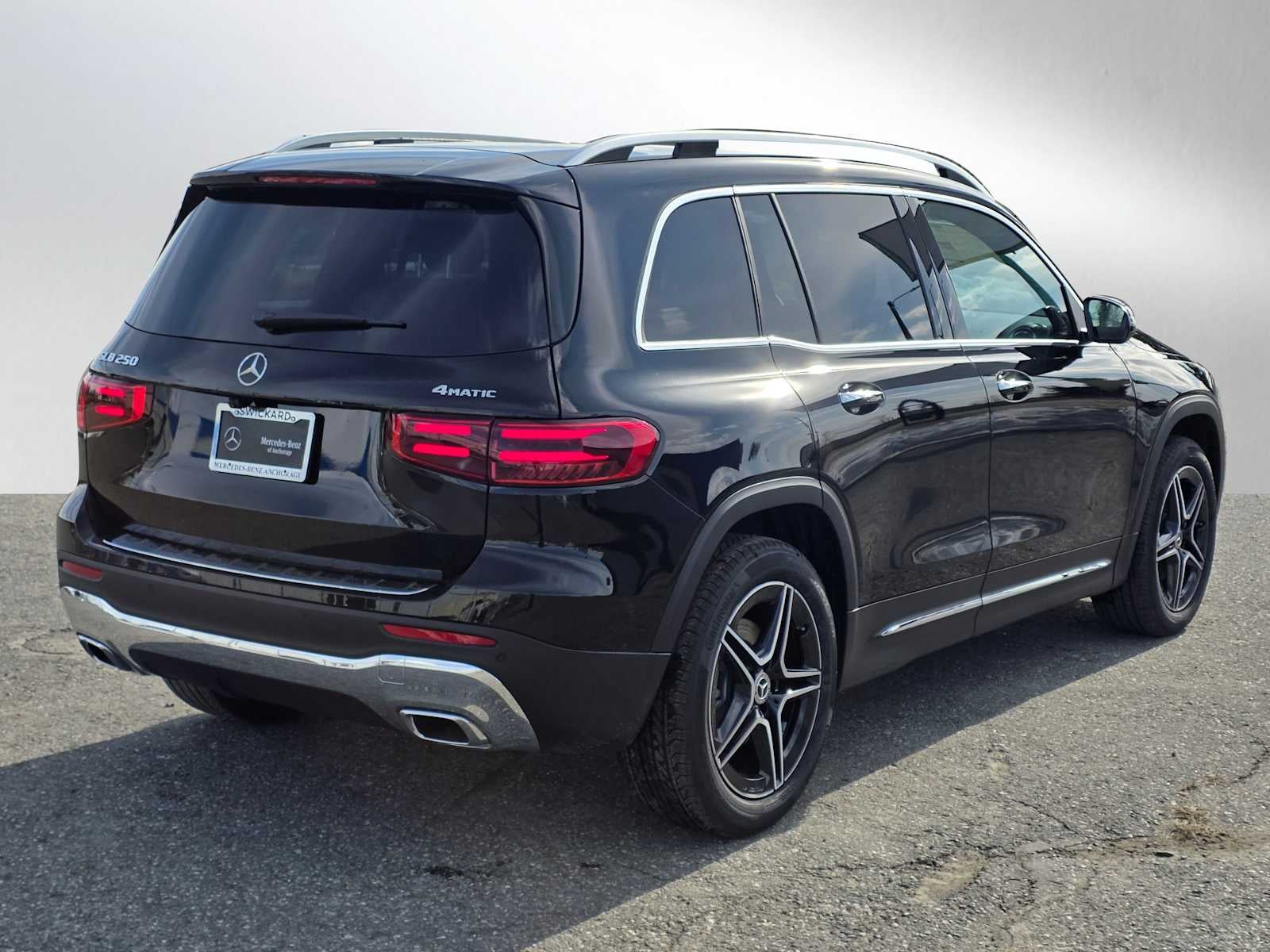 2026 Mercedes-Benz GLB 250 4MATIC® SUV