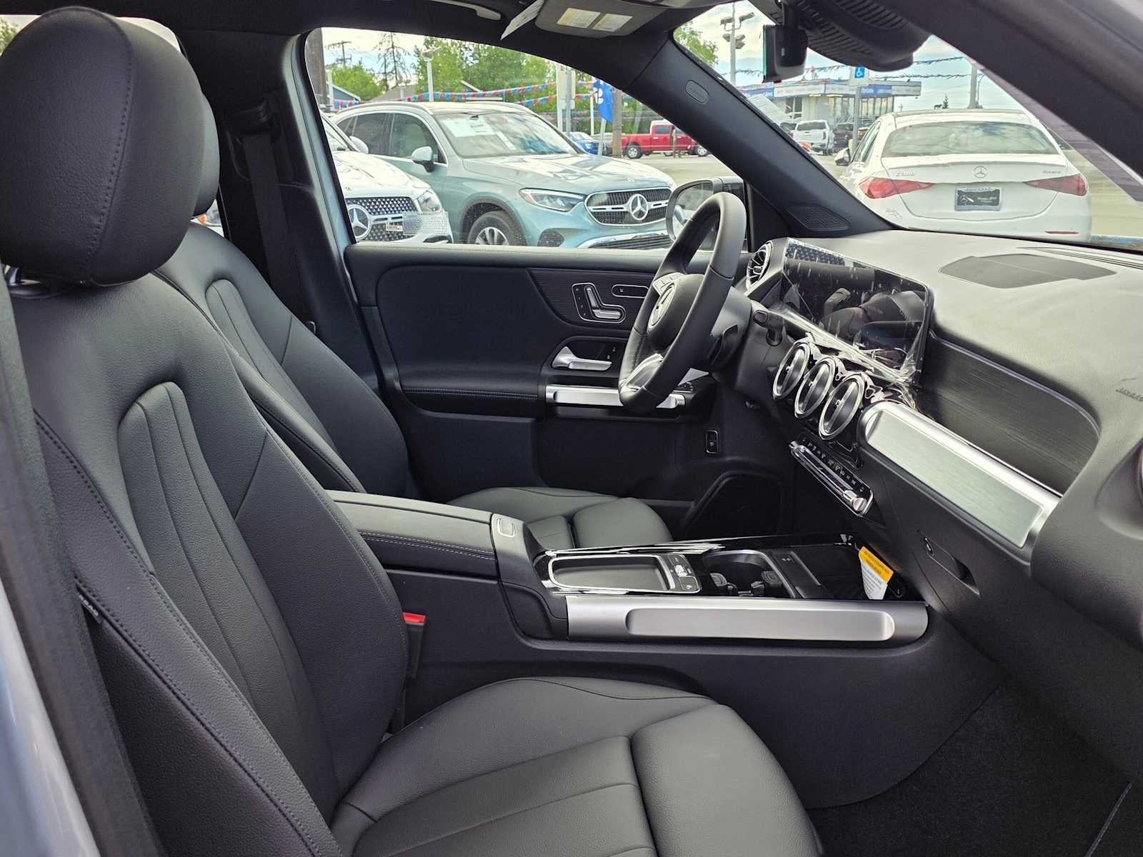 2026 Mercedes-Benz GLB 250 4MATIC® SUV