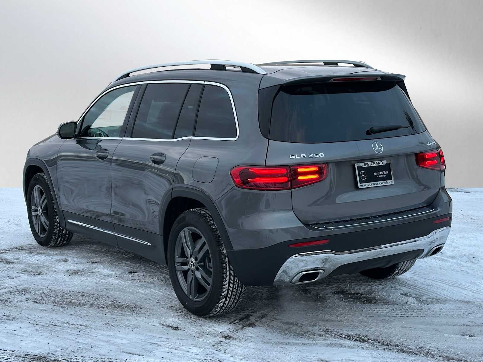 2026 Mercedes-Benz GLB 250 4MATIC® SUV