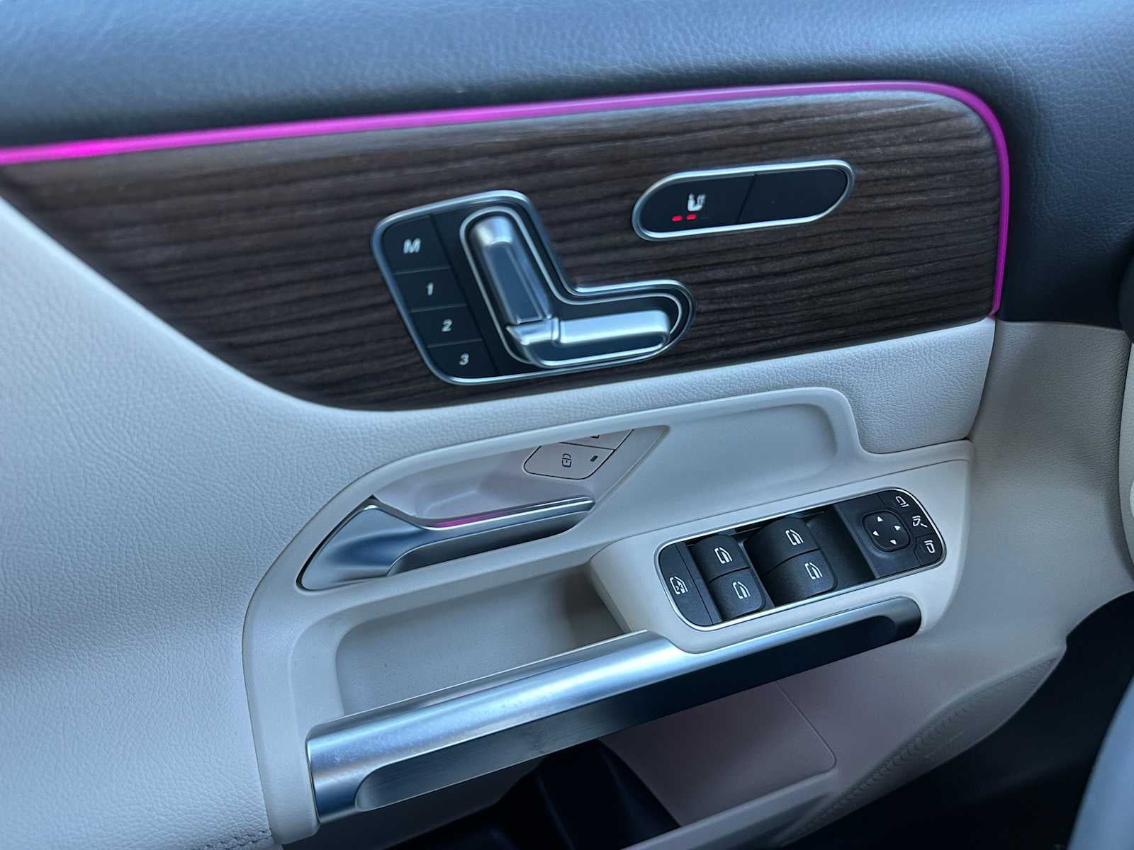 2026 Mercedes-Benz GLB 250 4MATIC® SUV