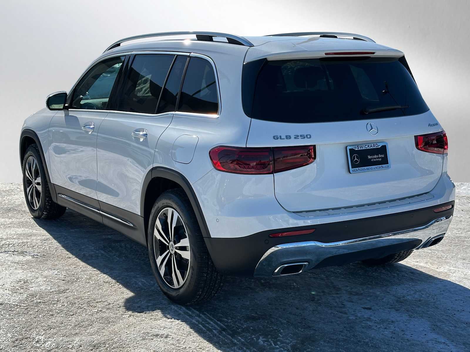 2026 Mercedes-Benz GLB 250 4MATIC® SUV