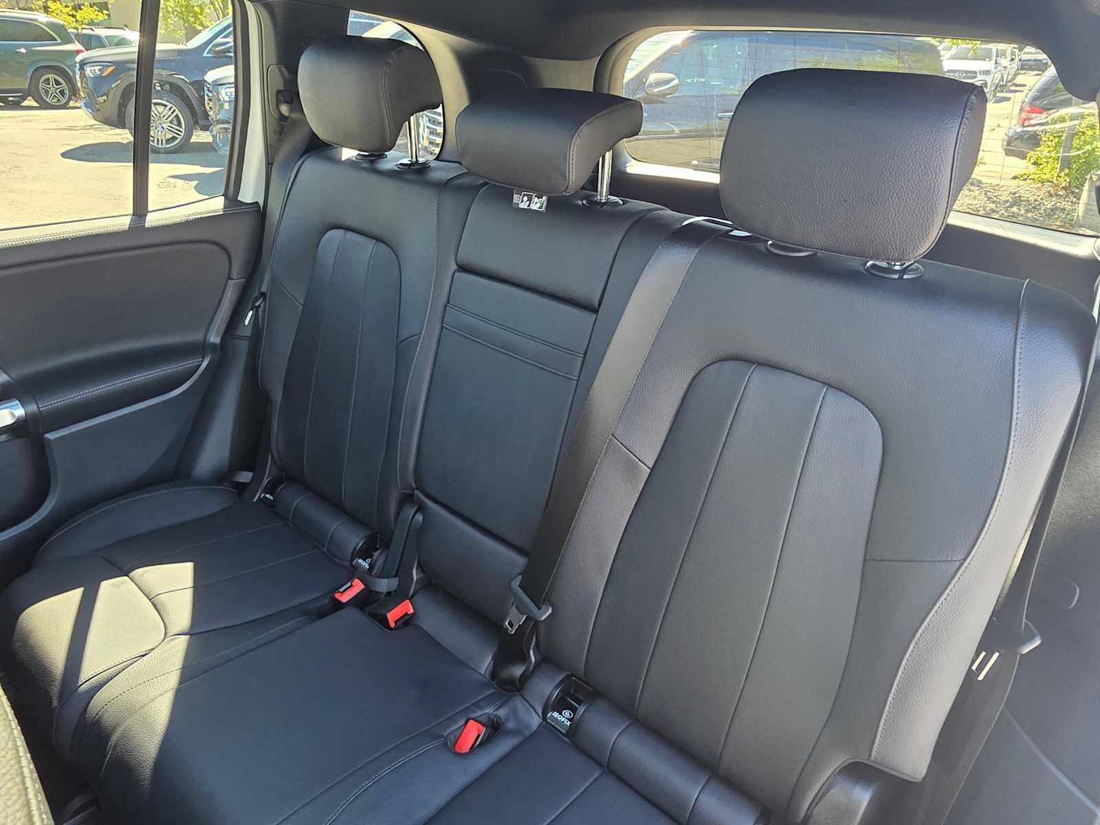 2026 Mercedes-Benz GLB 250 4MATIC® SUV