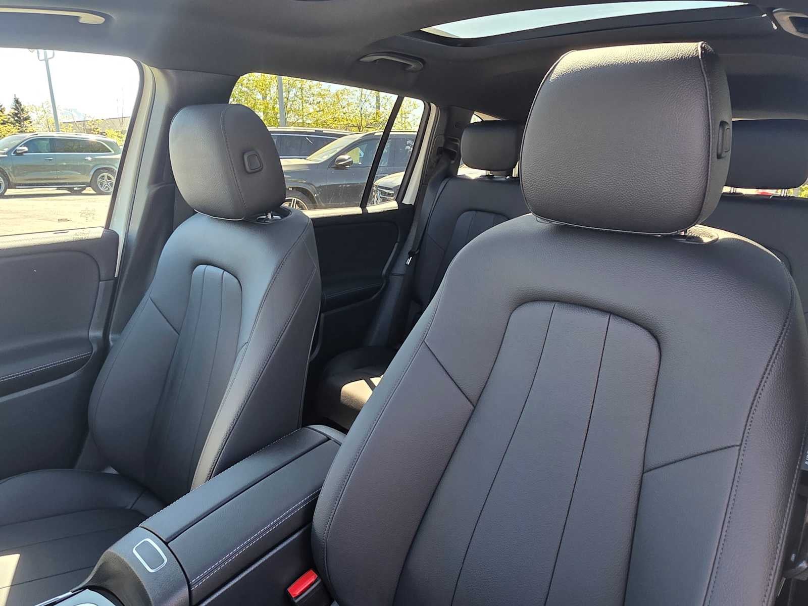 2026 Mercedes-Benz GLB 250 4MATIC® SUV