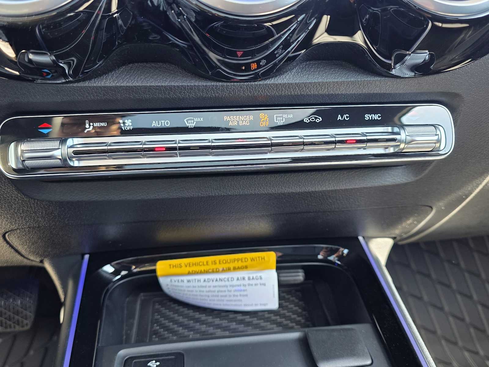 2026 Mercedes-Benz GLB 250 4MATIC® SUV
