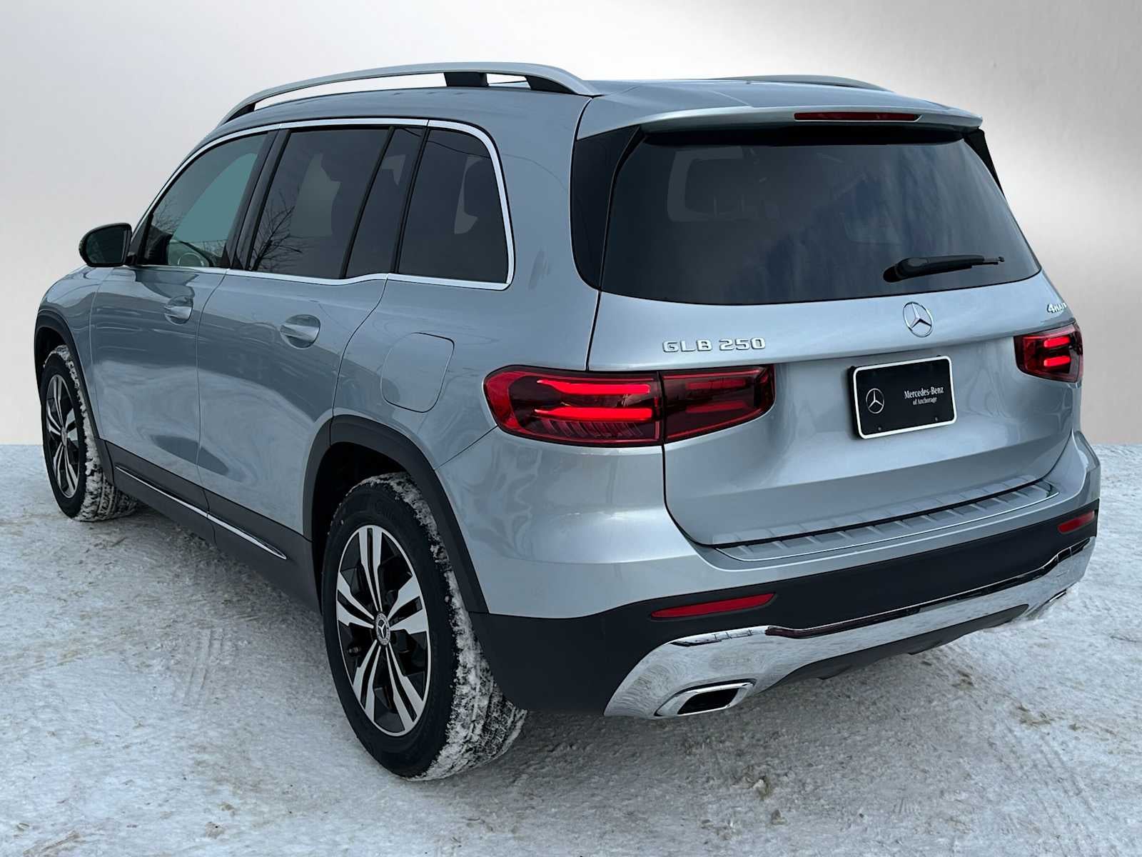 2026 Mercedes-Benz GLB 250 4MATIC® SUV