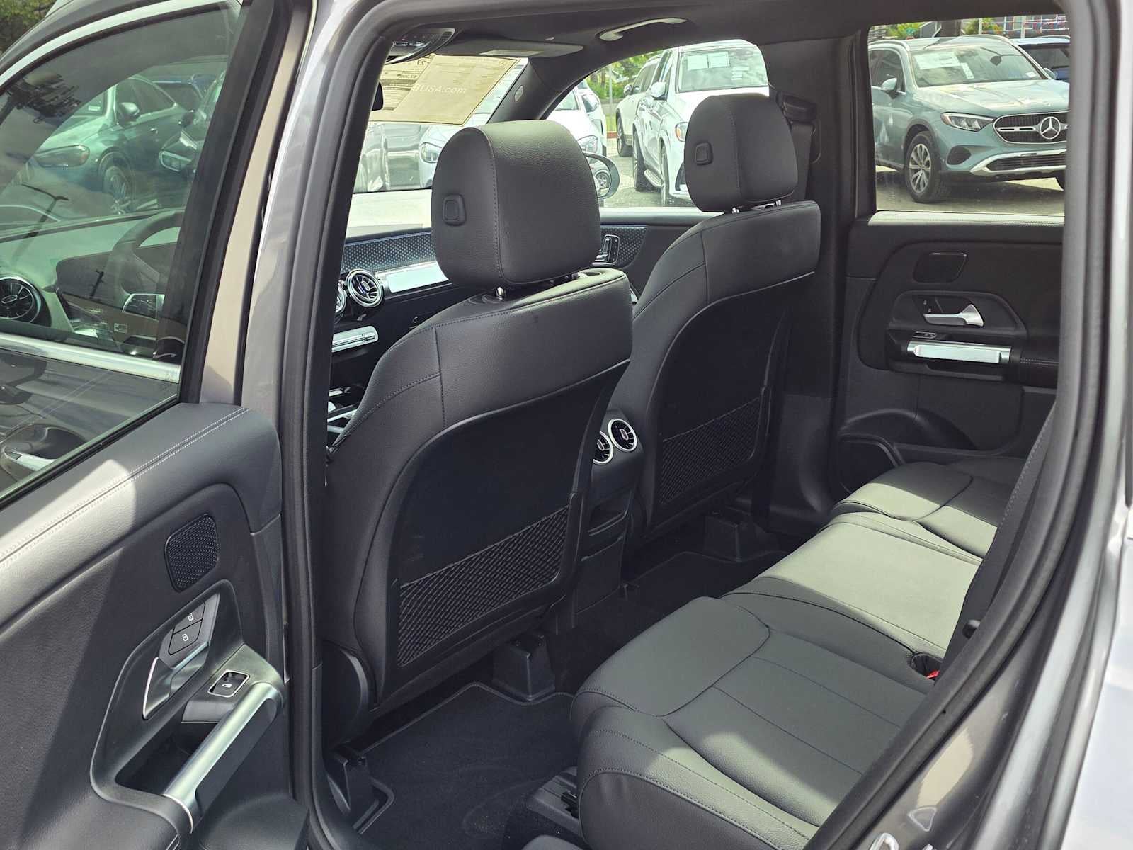 2026 Mercedes-Benz GLB 250 4MATIC® SUV