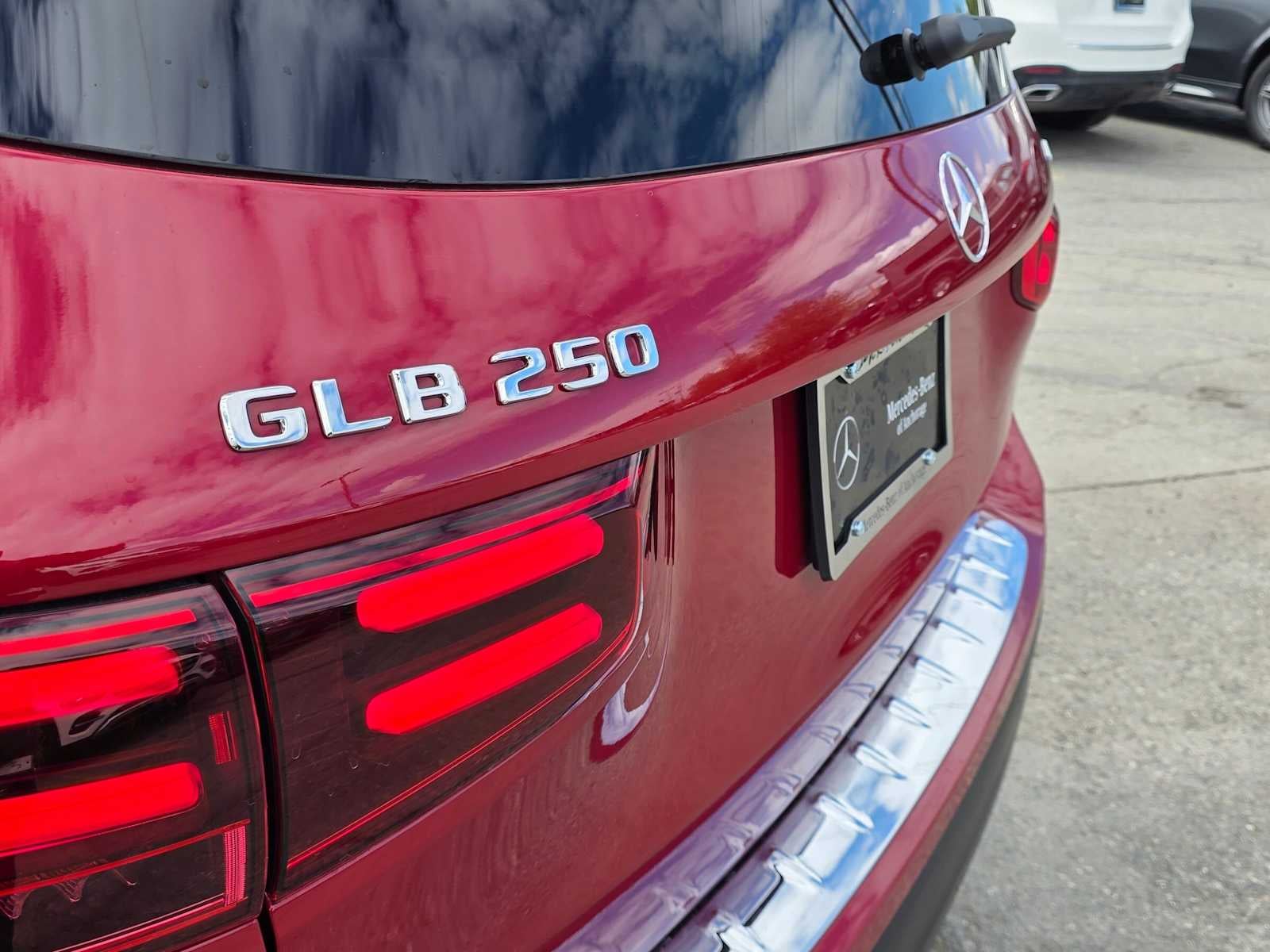2026 Mercedes-Benz GLB 250 4MATIC® SUV