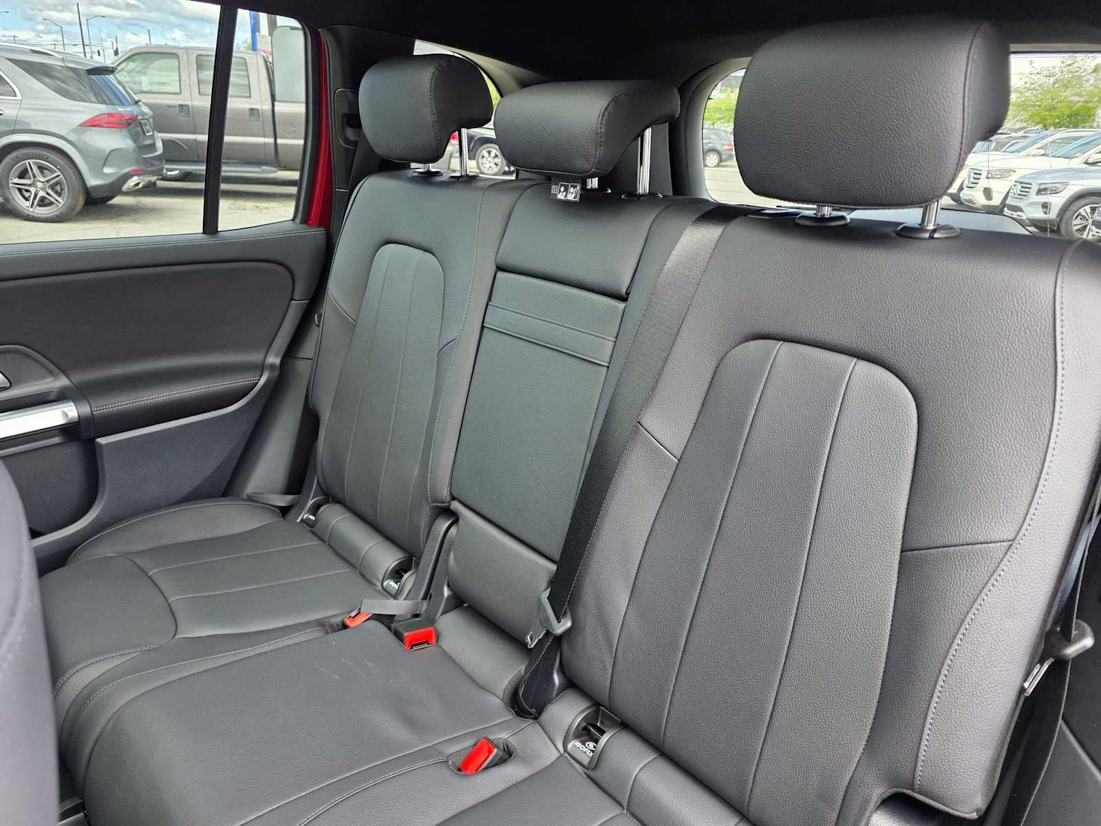 2026 Mercedes-Benz GLB 250 4MATIC® SUV