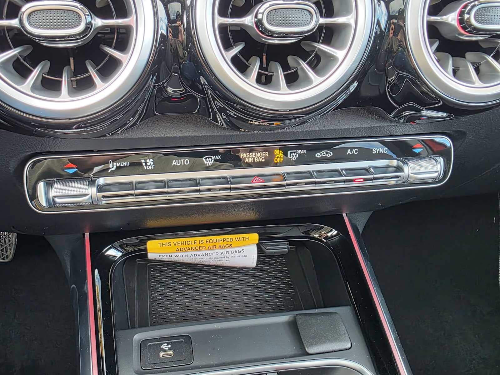 2026 Mercedes-Benz GLB 250 4MATIC® SUV