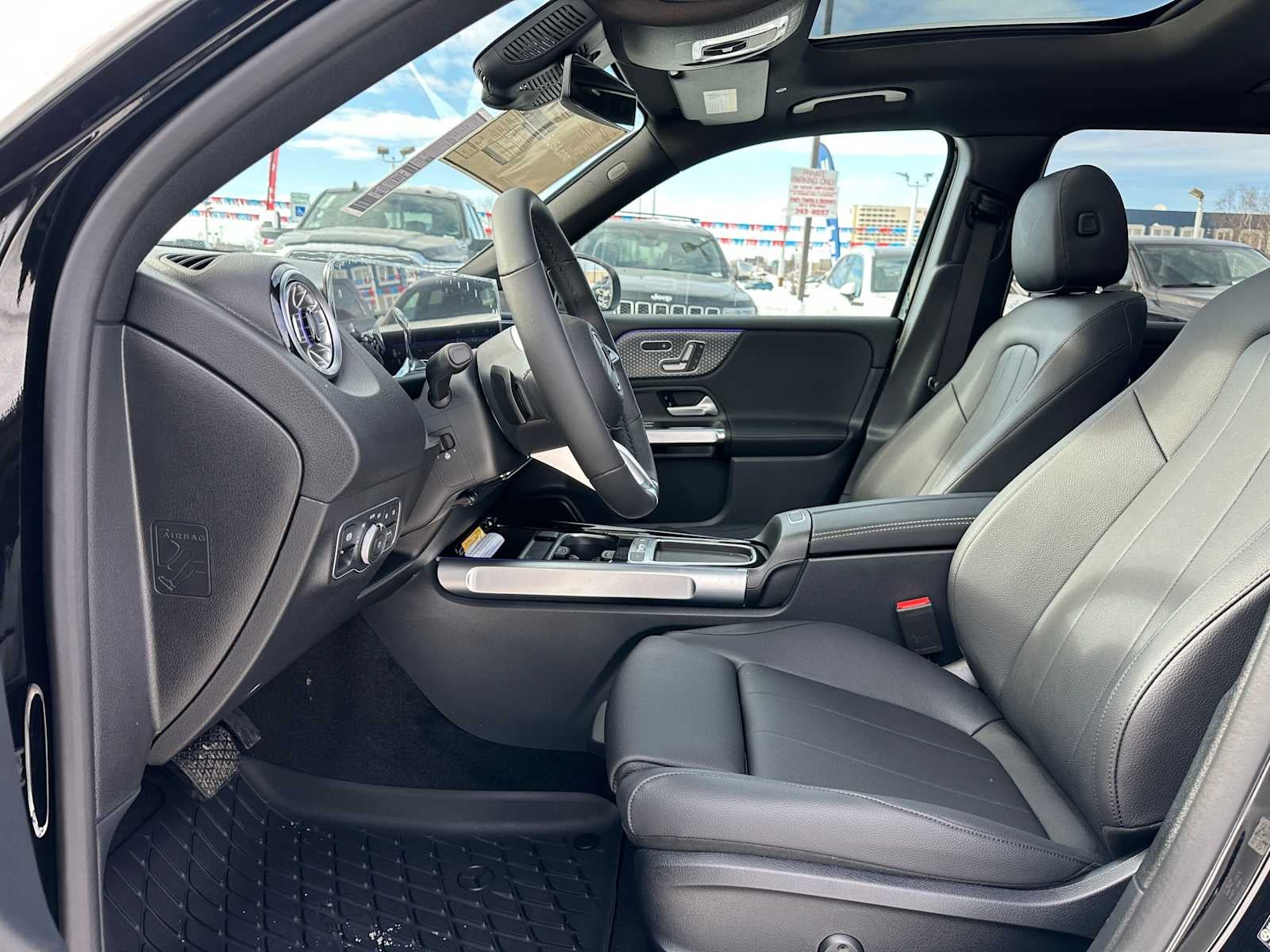 2026 Mercedes-Benz GLB 250 4MATIC® SUV