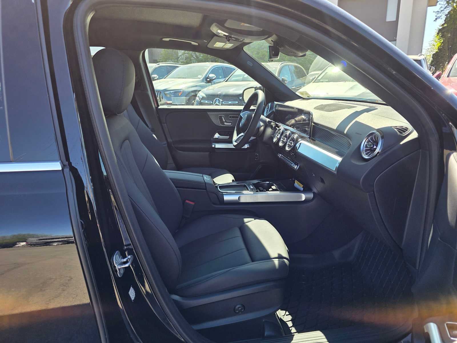 2026 Mercedes-Benz GLB 250 4MATIC® SUV