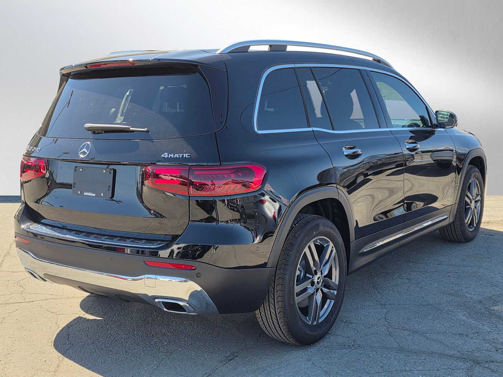 2026 Mercedes-Benz GLB 250 4MATIC® SUV