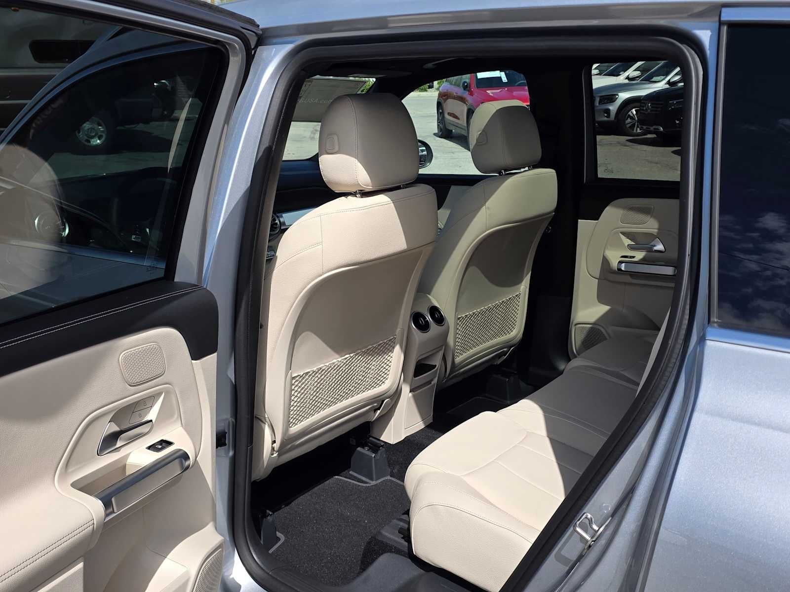 2026 Mercedes-Benz GLB 250 4MATIC® SUV