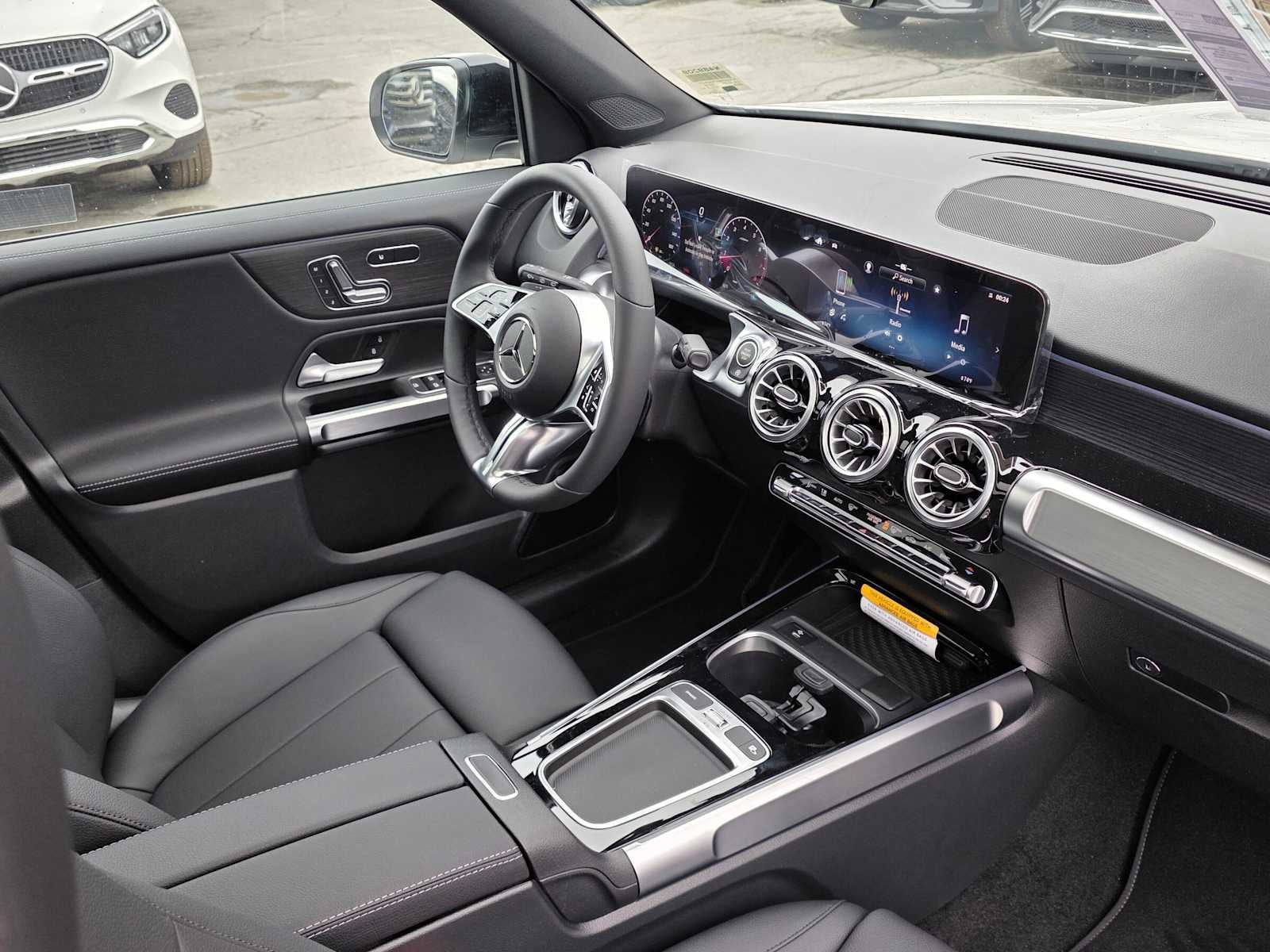 2026 Mercedes-Benz GLB 250 4MATIC® SUV