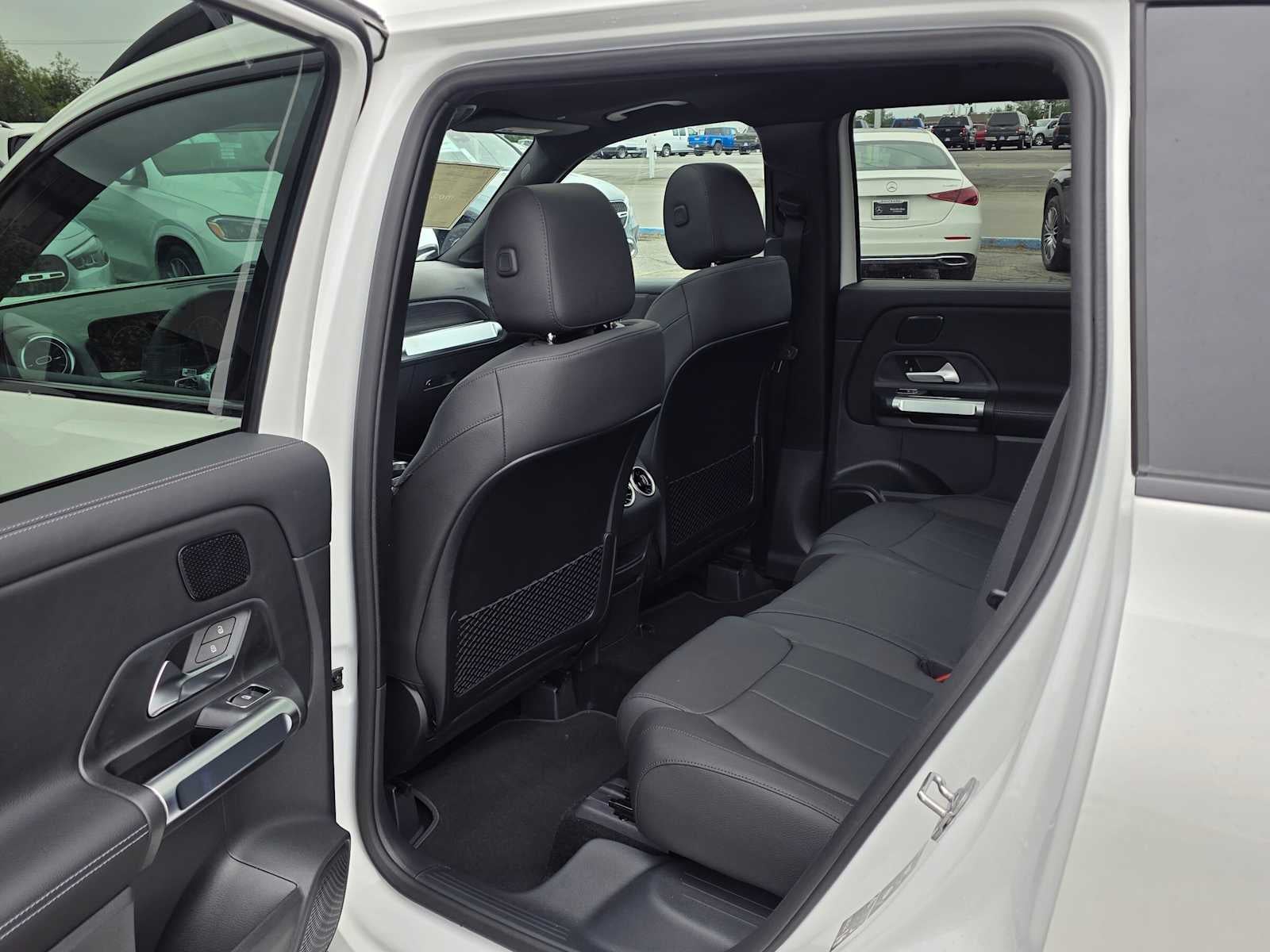 2026 Mercedes-Benz GLB 250 4MATIC® SUV