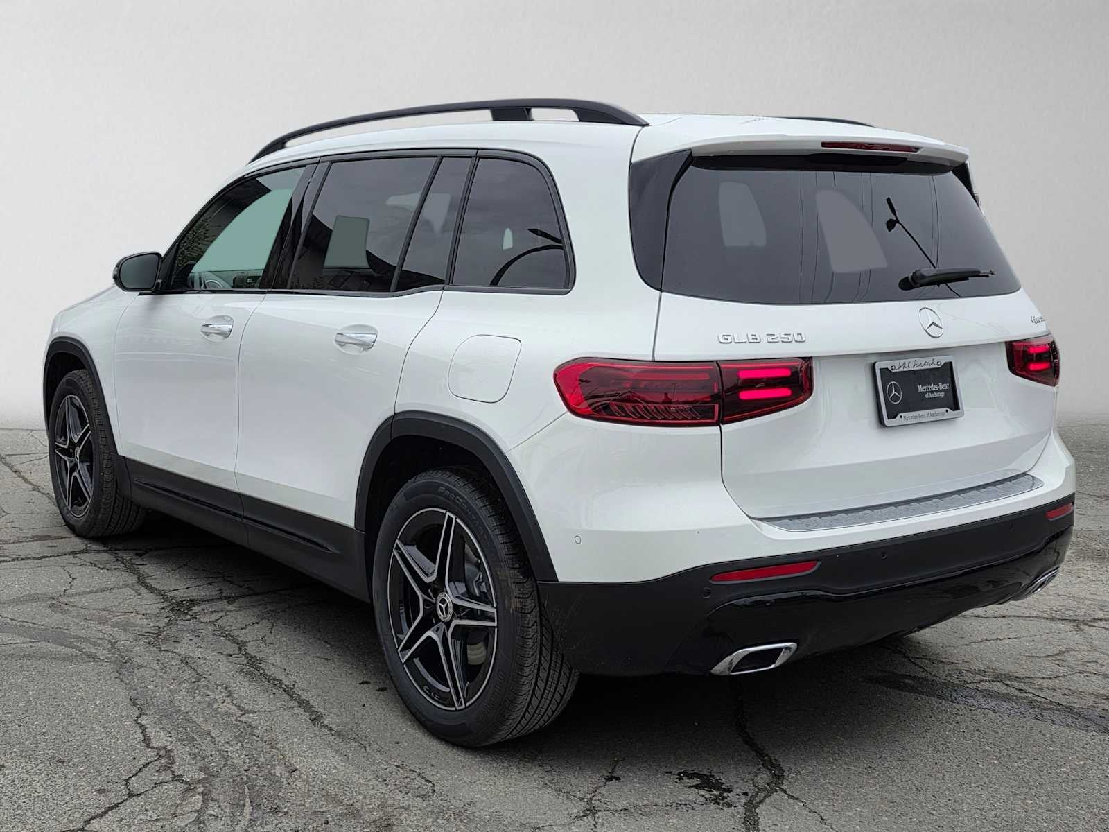 2026 Mercedes-Benz GLB 250 4MATIC® SUV