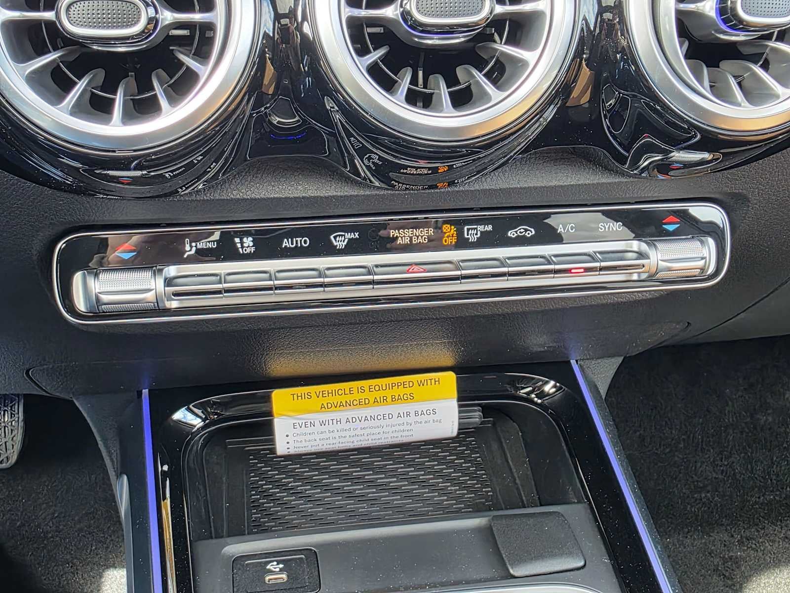 2026 Mercedes-Benz GLB 250 4MATIC® SUV
