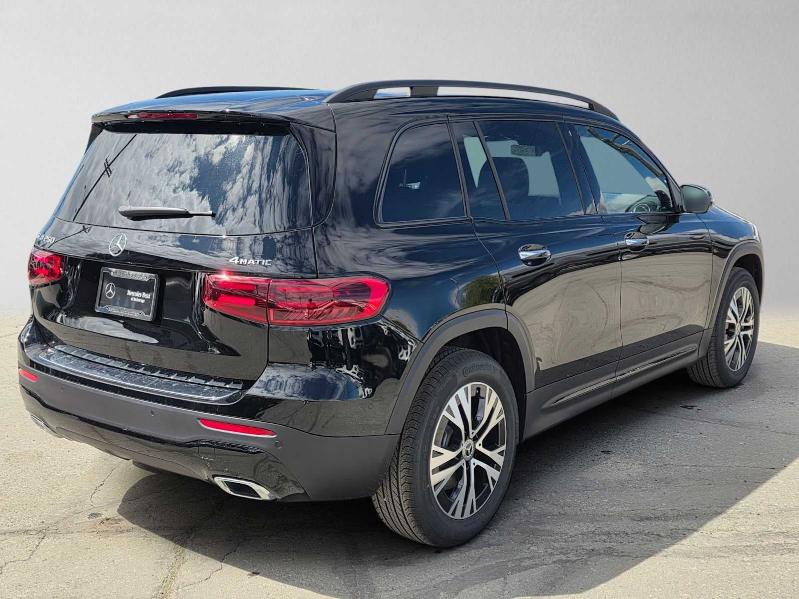 2026 Mercedes-Benz GLB 250 4MATIC® SUV