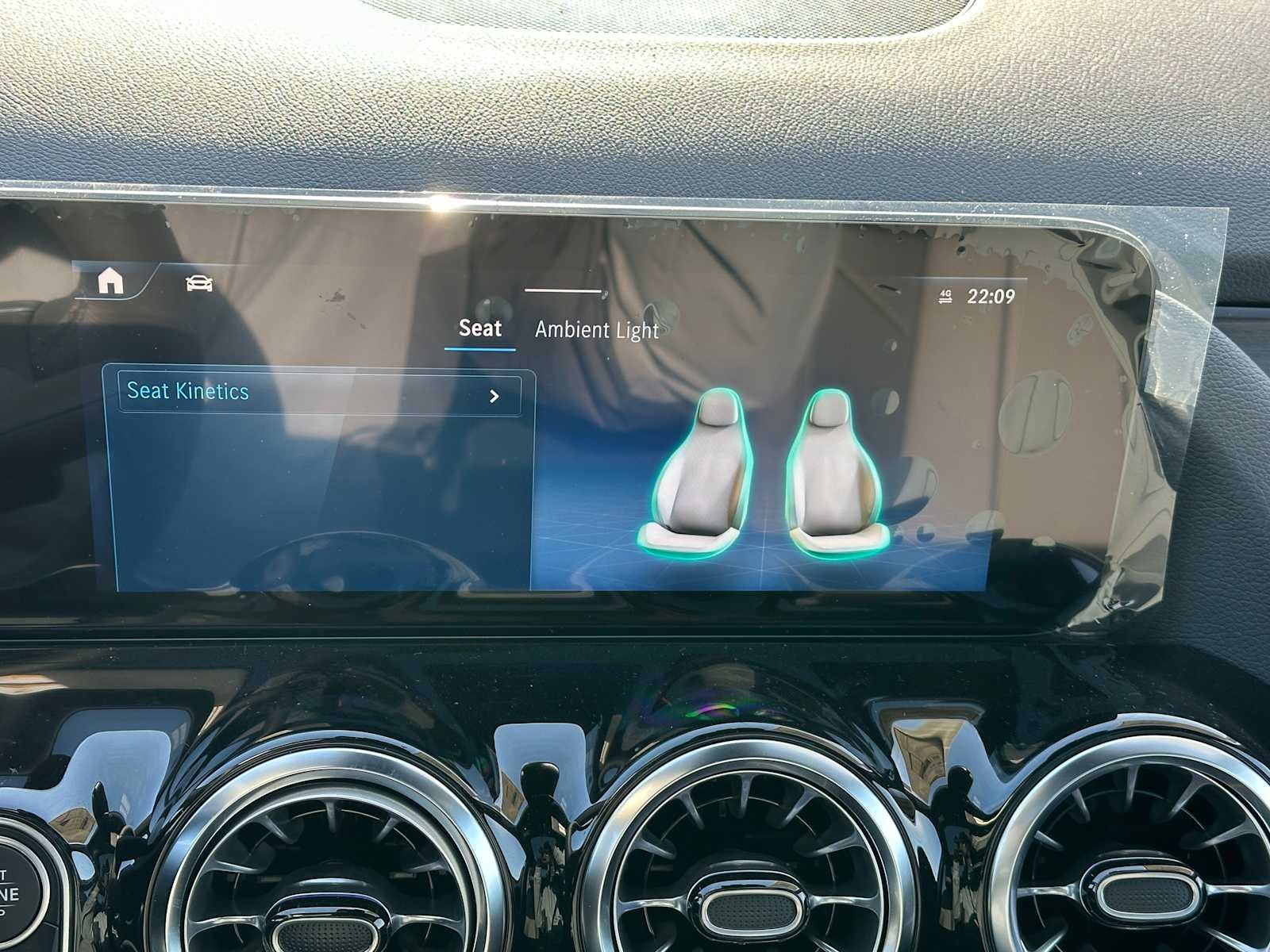 2026 Mercedes-Benz GLA 250 4MATIC® SUV