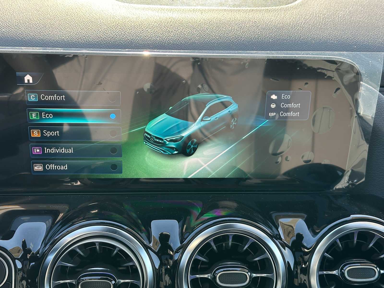 2026 Mercedes-Benz GLA 250 4MATIC® SUV