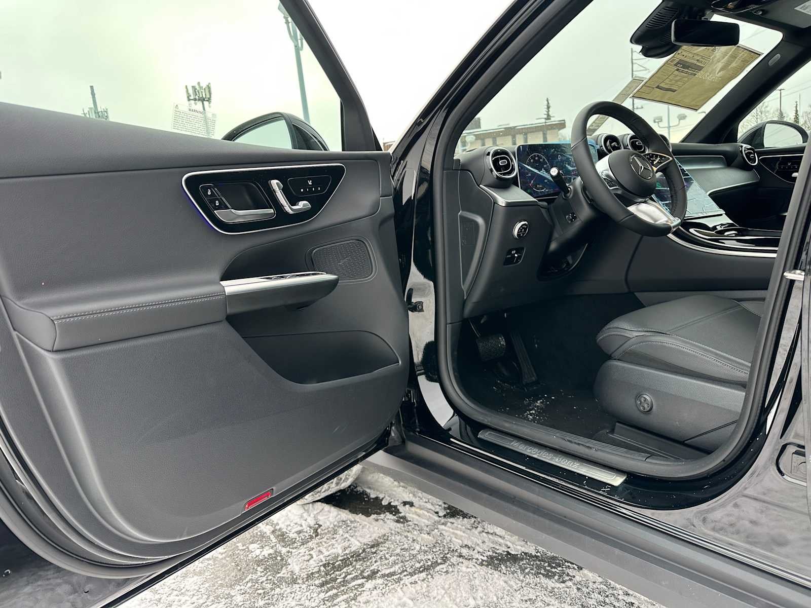 2025 Mercedes-Benz GLC GLC 300