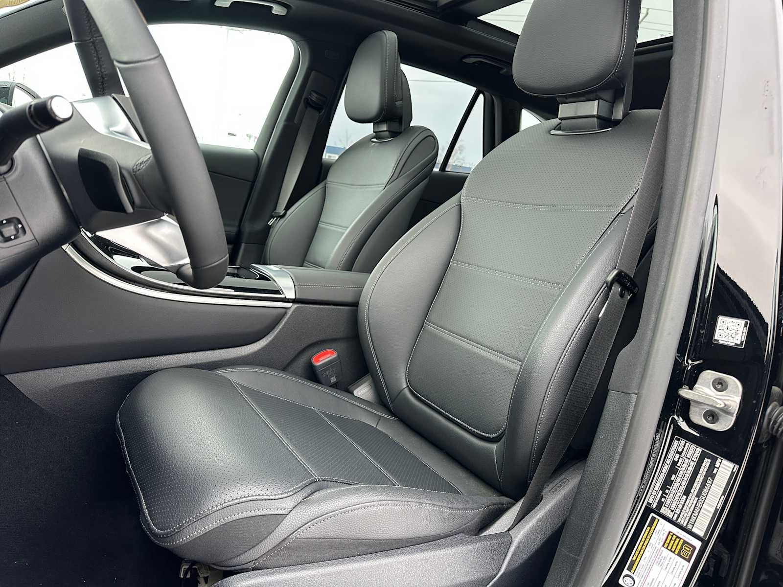 2025 Mercedes-Benz GLC GLC 300