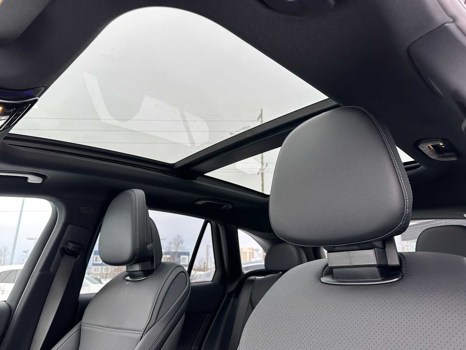 2025 Mercedes-Benz GLC GLC 300