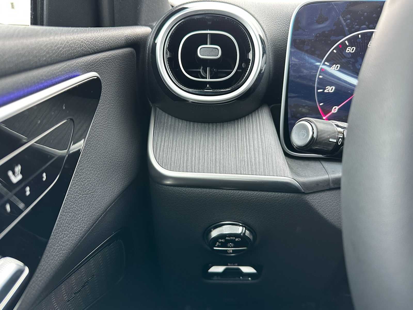 2025 Mercedes-Benz GLC GLC 300