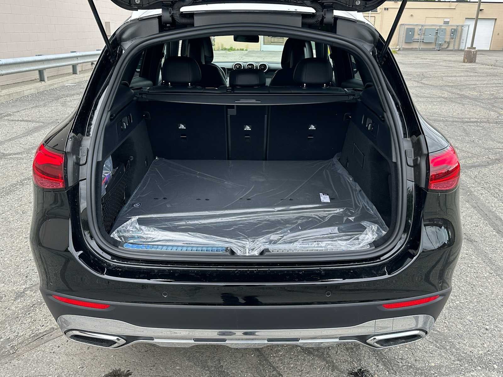 2025 Mercedes-Benz GLC GLC 300