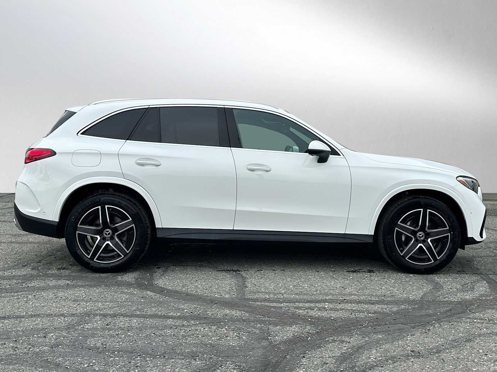 2025 Mercedes-Benz GLC GLC 300