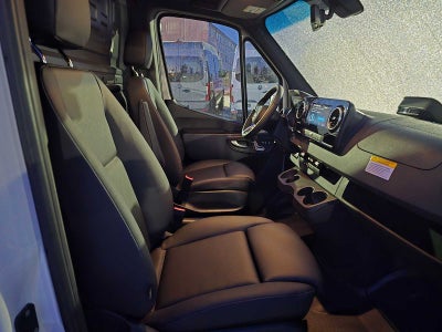 2026 Mercedes-Benz Sprinter 2500 Standard Roof I4 Diesel HO 144" RWD