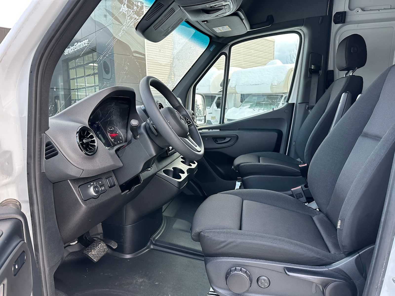 2024 Mercedes-Benz Sprinter 2500 High Roof I4 Diesel HO 170" RWD