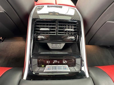 2025 BMW M850i xDrive M850i