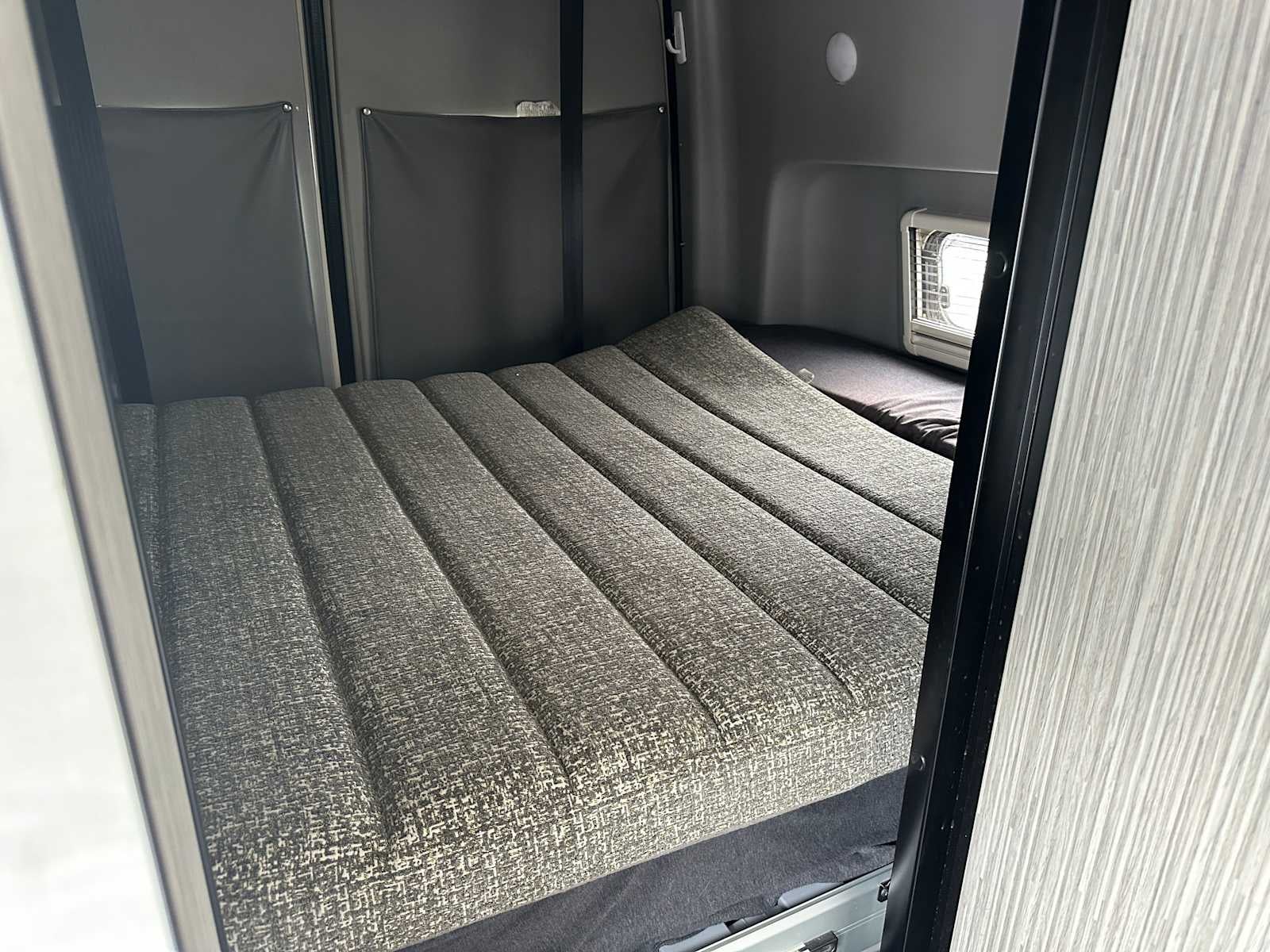 2018 Mercedes-Benz Sprinter 2500 Standard Roof V6 144" 4WD