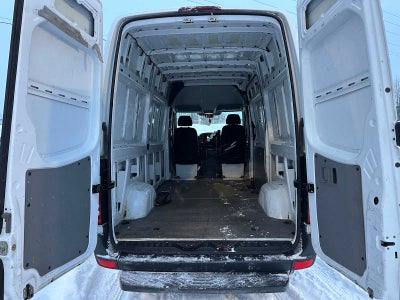 2015 Freightliner Sprinter 4WD 2500 144"