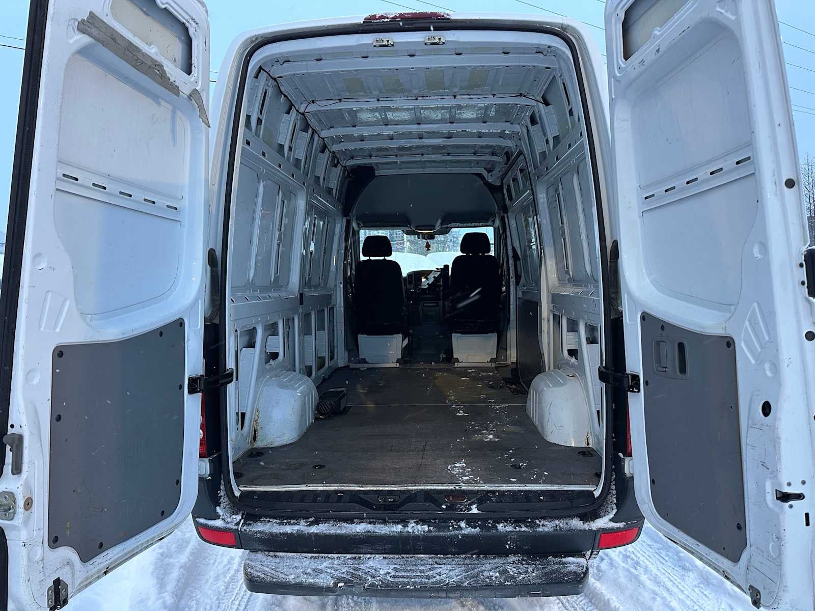 2015 Freightliner Sprinter 4WD 2500 144"