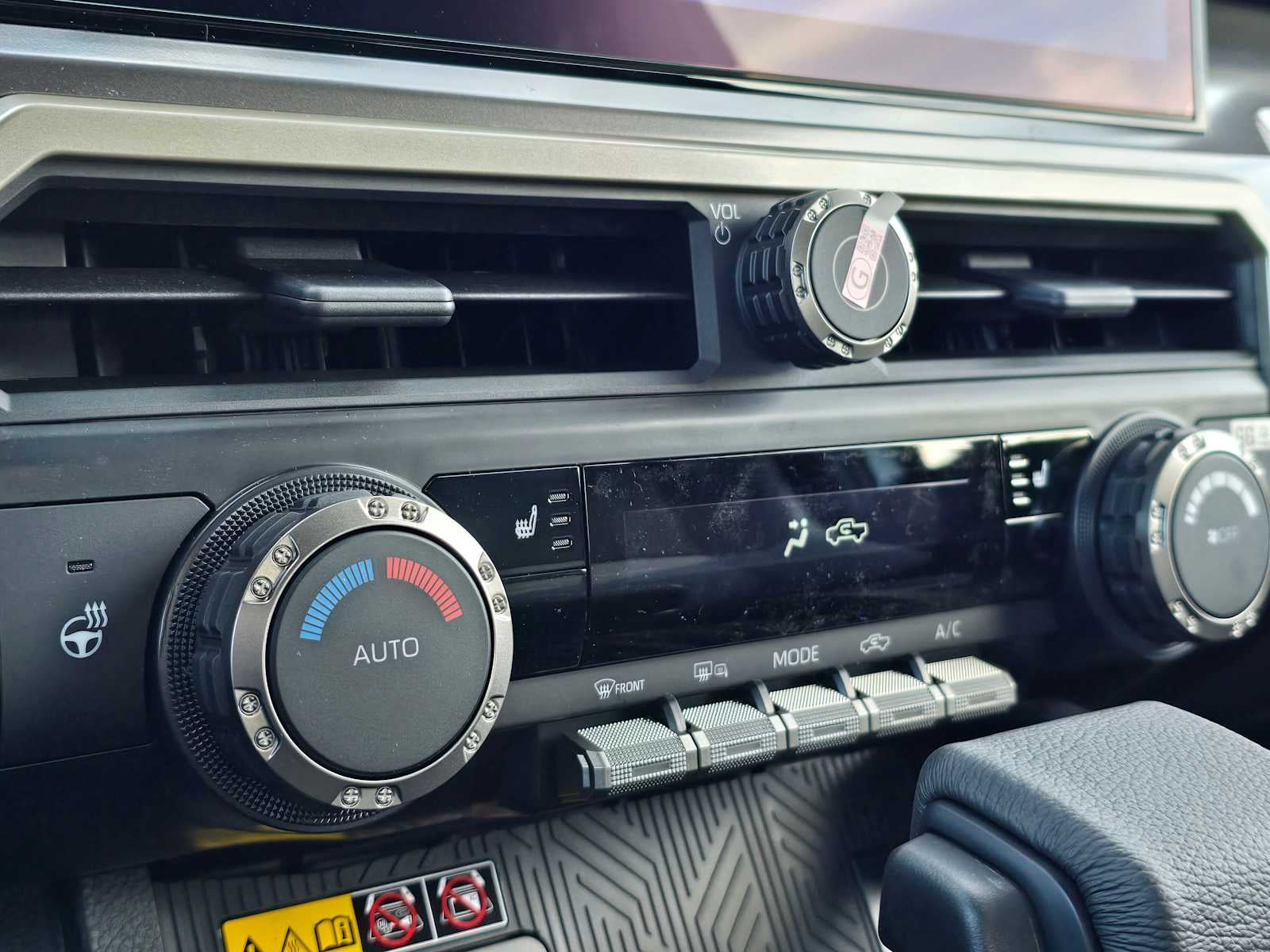 2026 Toyota Tacoma i-FORCE MAX Tacoma TRD Off-Road