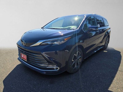 2026 Toyota Sienna Platinum