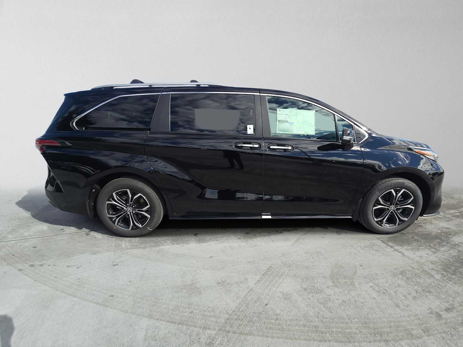 2026 Toyota Sienna Platinum