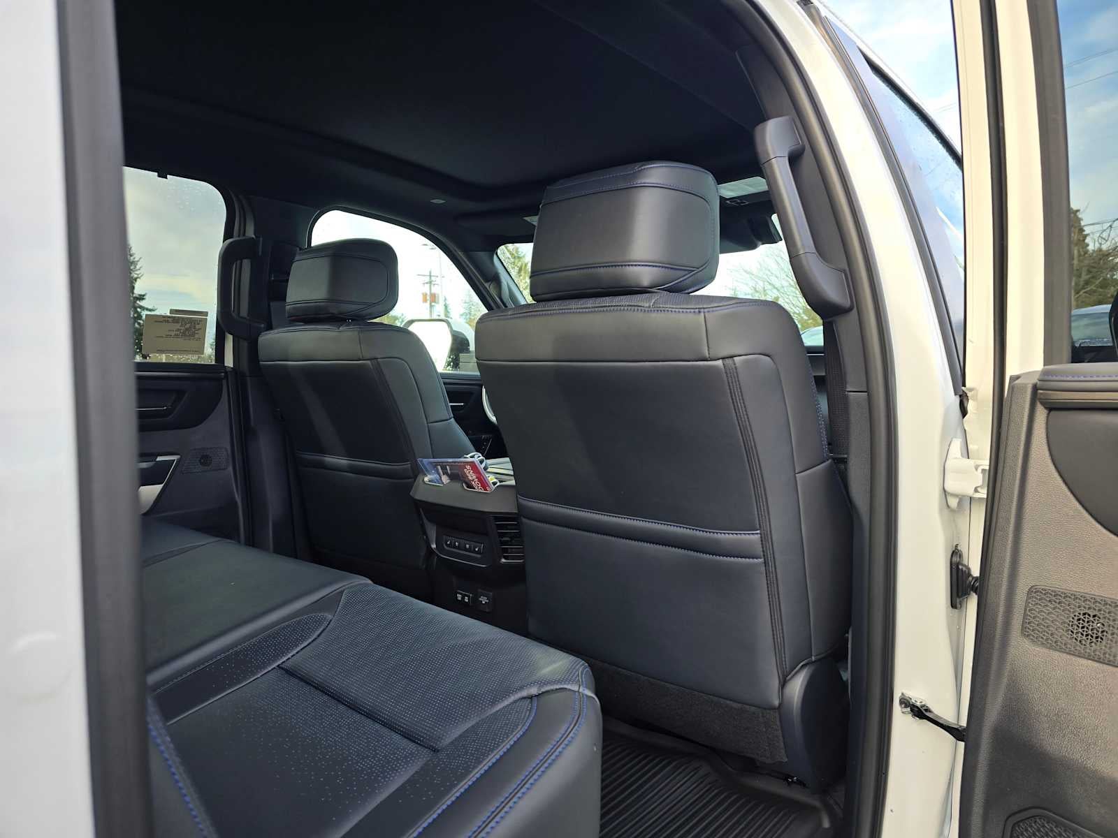 2026 Toyota Tundra i-FORCE MAX Tundra Platinum