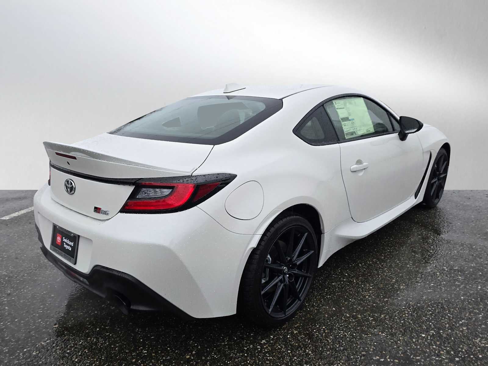 2026 Toyota GR86 Premium MT